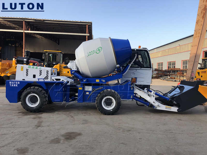 LT1.8 Self Loading Concrete Mixer Truck to Serbia