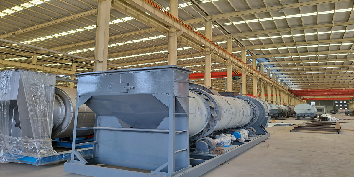 LT4.0 Self Loading Concrete Mixer From LUTON GROUP