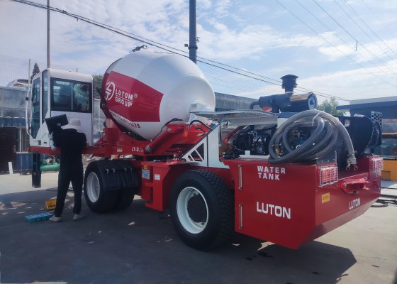 self loading mixer truck 4.0
